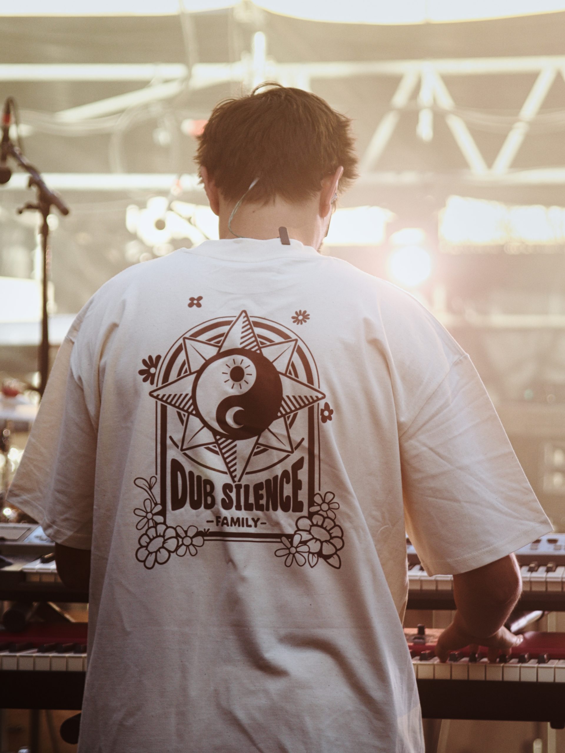 T-shirt Family (Oversized) – Image 5
